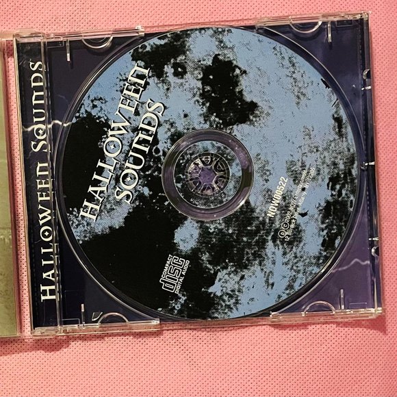 Halloween CD - Picture 3 of 5